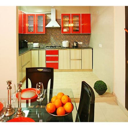 Evergreen 2Bhk Service Apartment Vasant Kunj Fortis Ilbs Нью-Делі Екстер'єр фото